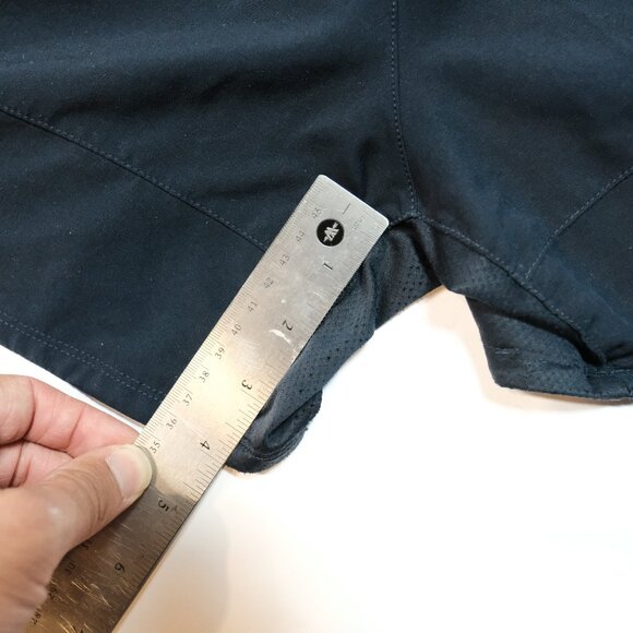 New Balance Running Shorts – Size Small (4-inch split) - Picture 6 of 7